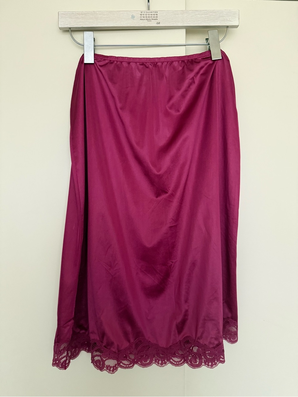 Vintage 50s 60s Delicate Berry Lace Nylon Satin Slip Skirt M/L Whimsy Goth Fairy